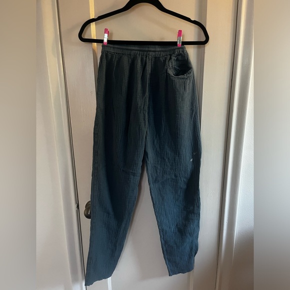 Faherty Gauze Pants - Picture 2 of 6